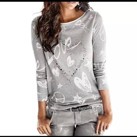 Tops - Love Long Sleeve Top